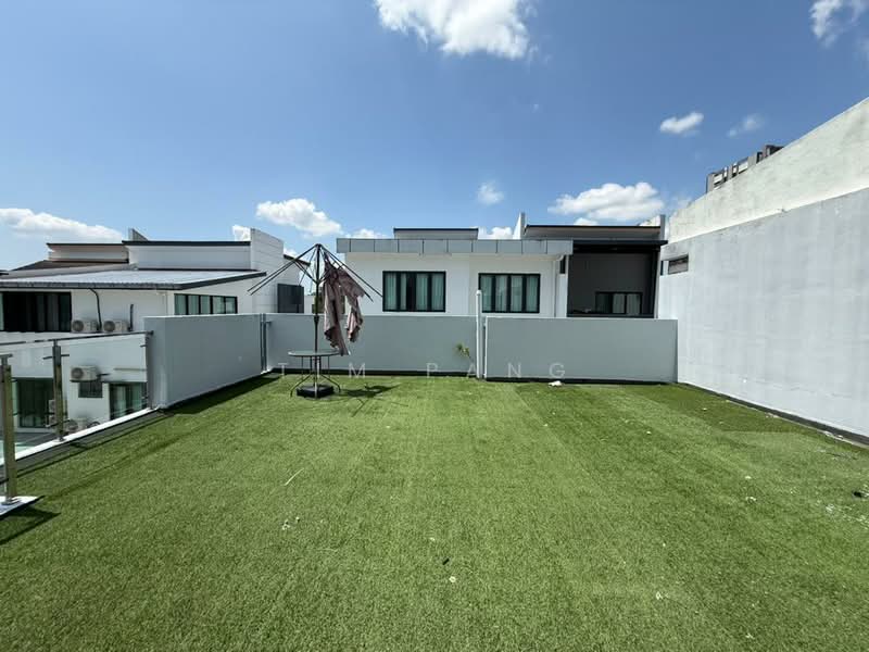 Semi-Detached House for Sale in Sungai Long (Bandar Sungai Long) - Tim Pang - Exterior - PropertyGuru.com.my