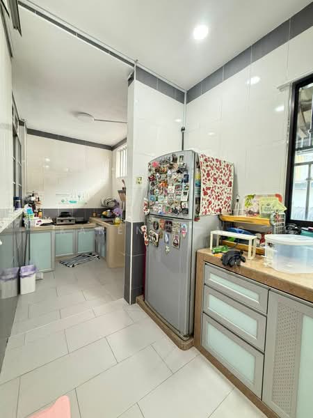 Rumah Teres 1 Tingkat untuk Dijual di Taman Rinting (Masai) - Karen Wong - Kitchen - PropertyGuru.com.my