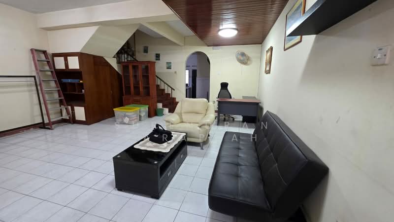 Rumah Teres 2 Tingkat untuk Dijual di Teluk Pulai (Klang) - Surendran Karapiah - PropertyGuru.com.my