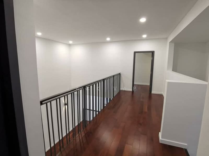 3-storey Terraced House for Rent in Desa Parkcity (Kuala Lumpur) - Jack Yap - Corridor - PropertyGuru.com.my