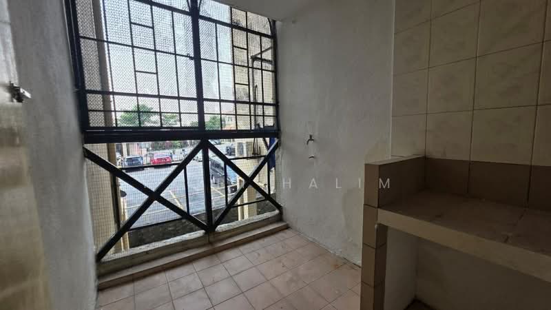 Kondominium untuk Dijual di Sri Mahligai - Hairi Halim - Balcony - PropertyGuru.com.my