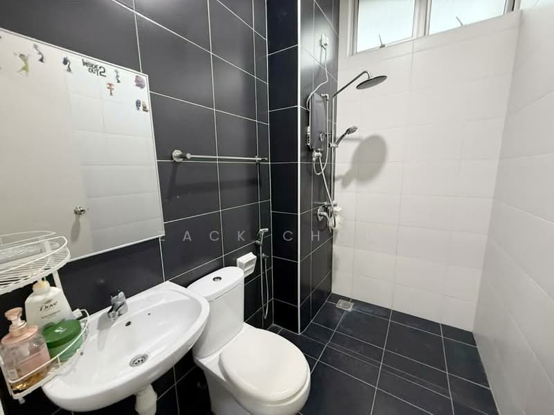 Rumah Teres 2 Tingkat untuk Dijual di Taman Eco Cascadia (Tebrau) - Zack Chow - Bathroom - PropertyGuru.com.my