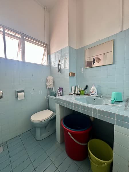 Semi-Detached House for Rent in Kota Kinabalu (Sabah) - Chin Giok Ching - Bathroom - PropertyGuru.com.my