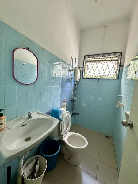 Semi-Detached House for Rent in Kota Kinabalu (Sabah) - Chin Giok Ching - Bathroom - PropertyGuru.com.my