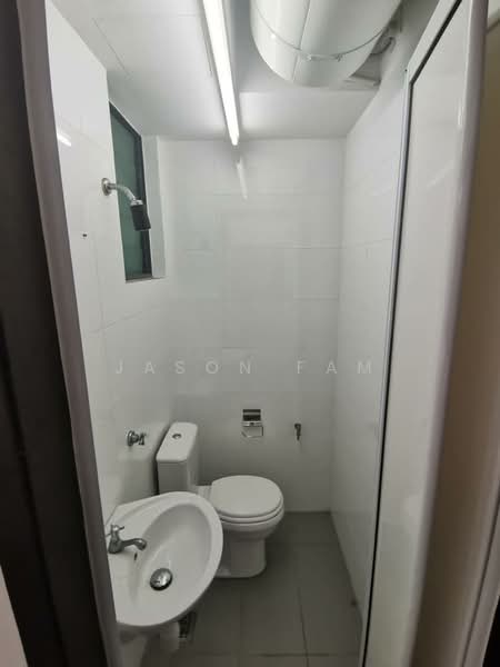 Apartment for Rent at Ponderosa Lakeside Apartment - Jason Fam - Bathroom - PropertyGuru.com.my