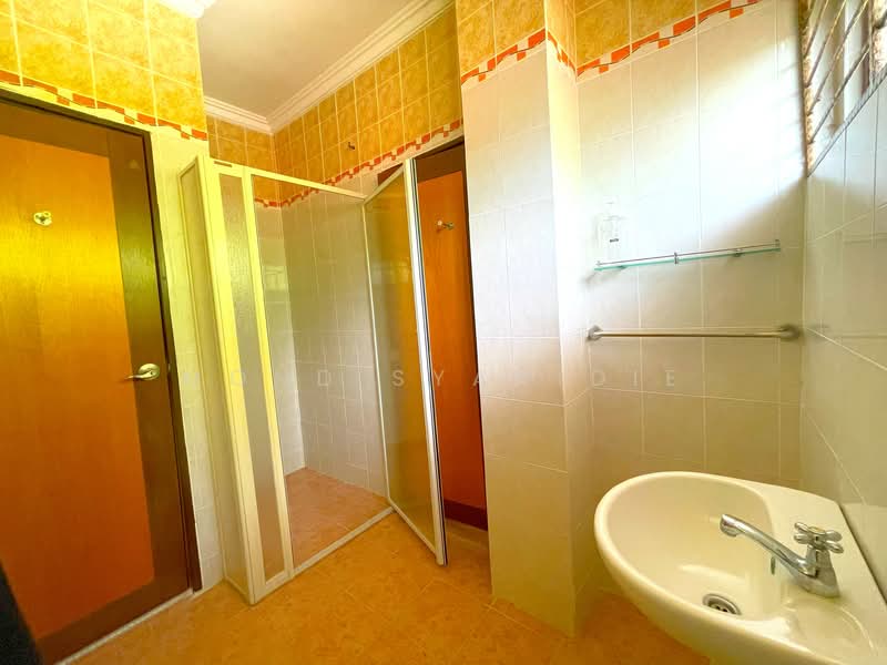 Rumah Berkembar untuk Dijual di Ukay Perdana (Ulu Kelang) - Mohd Syahidie - Bathroom - PropertyGuru.com.my