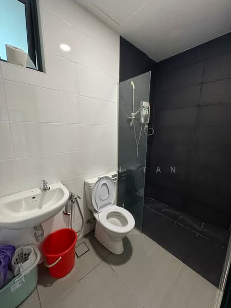 Service Residence for Rent at Utropolis Suites 1 - Justin Tan - Bathroom - PropertyGuru.com.my