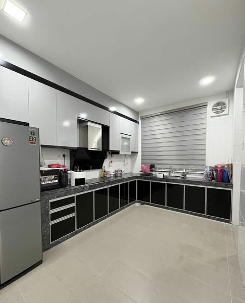 2-storey Terraced House for Sale in Mutiara Rini (Skudai) - Daniel Yong - Kitchen - PropertyGuru.com.my