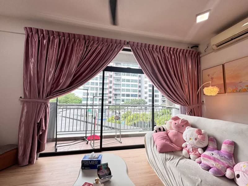 Apartment for Sale at Austin Regency (Pangsapuri Austin Perdana) - Suny Sior - Living Room - PropertyGuru.com.my