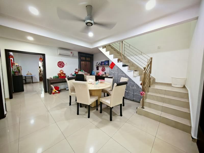 Semi-Detached House for Sale in Taman Johor (Tampoi) - Kelvin Koay - PropertyGuru.com.my