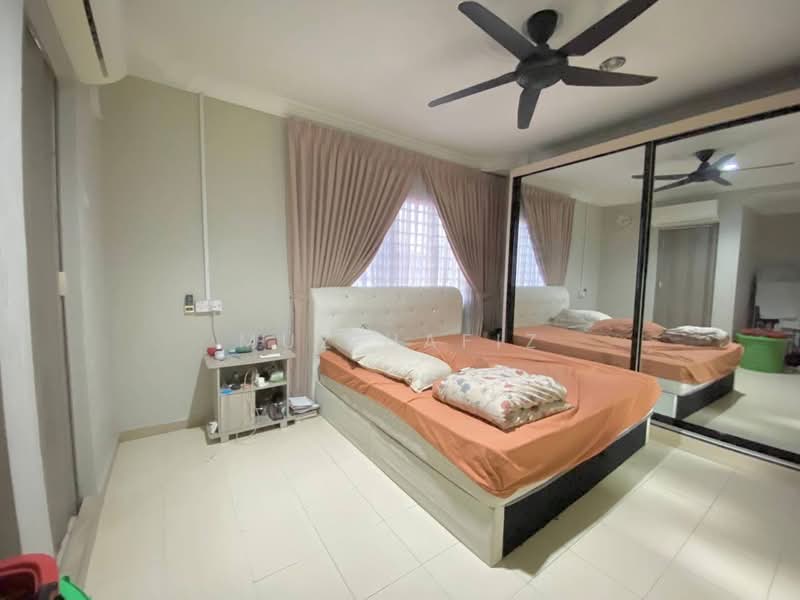 Rumah Teres 2 Tingkat untuk Dijual di Taman Perepat Indah (Kapar) - Muz Hafiz - Bedroom - PropertyGuru.com.my