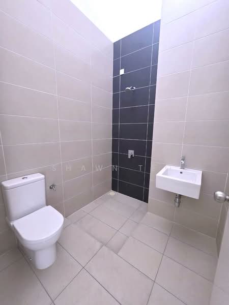2-storey Terraced House for Sale in Eco Majestic (Semenyih) - Shawn Teo - Bathroom - PropertyGuru.com.my