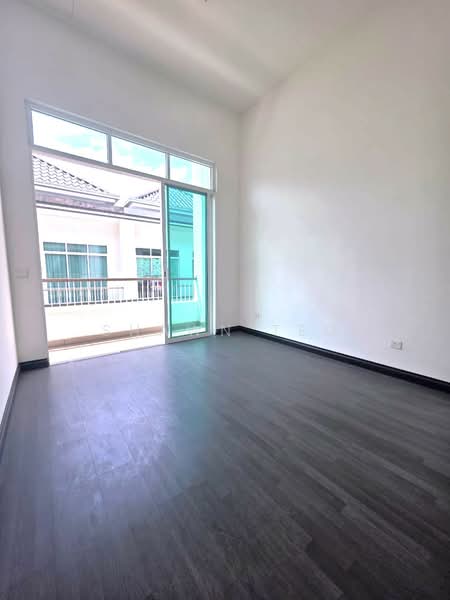 2-storey Terraced House for Sale in Eco Majestic (Semenyih) - Shawn Teo - Balcony - PropertyGuru.com.my