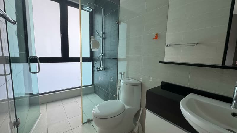 2nd Bathroom