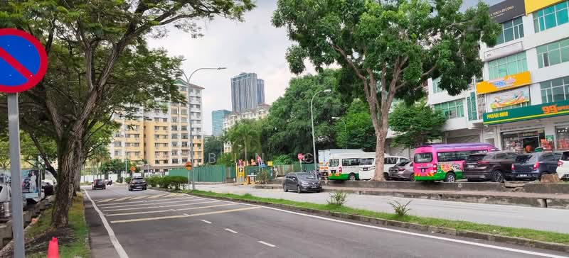 Shop for Rent in Taman Petaling Utama (Petaling Jaya) - Robin Chum - Exterior - PropertyGuru.com.my