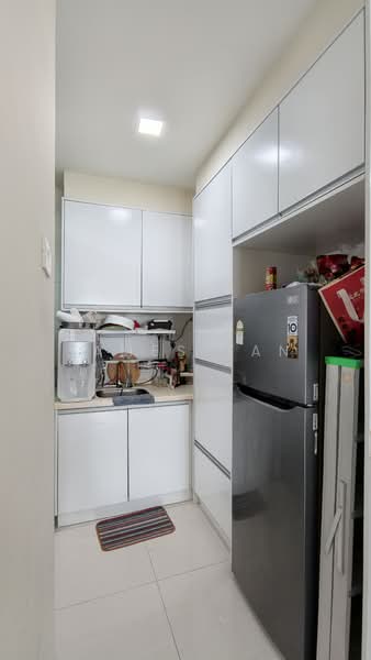 Condominium for Sale at Medini Signature - James Tan - Kitchen - PropertyGuru.com.my