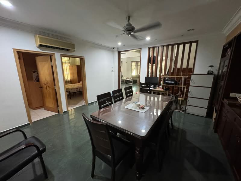 Rumah Berkembar untuk Dijual di Ulu Tiram (Johor) - Anne Lo - Dining Room - PropertyGuru.com.my
