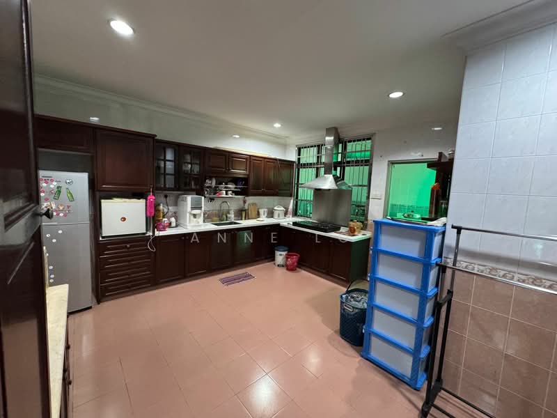 Rumah Berkembar untuk Dijual di Ulu Tiram (Johor) - Anne Lo - Kitchen - PropertyGuru.com.my