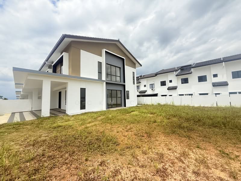 2-storey Terraced House for Sale in Rawang (Selangor) - Rocky Chan - Exterior - PropertyGuru.com.my