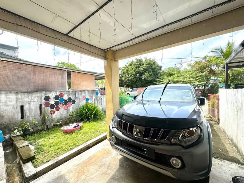 2-storey Terraced House for Sale in Jenjarom (Selangor) - Firdaus Hamidun - Exterior - PropertyGuru.com.my