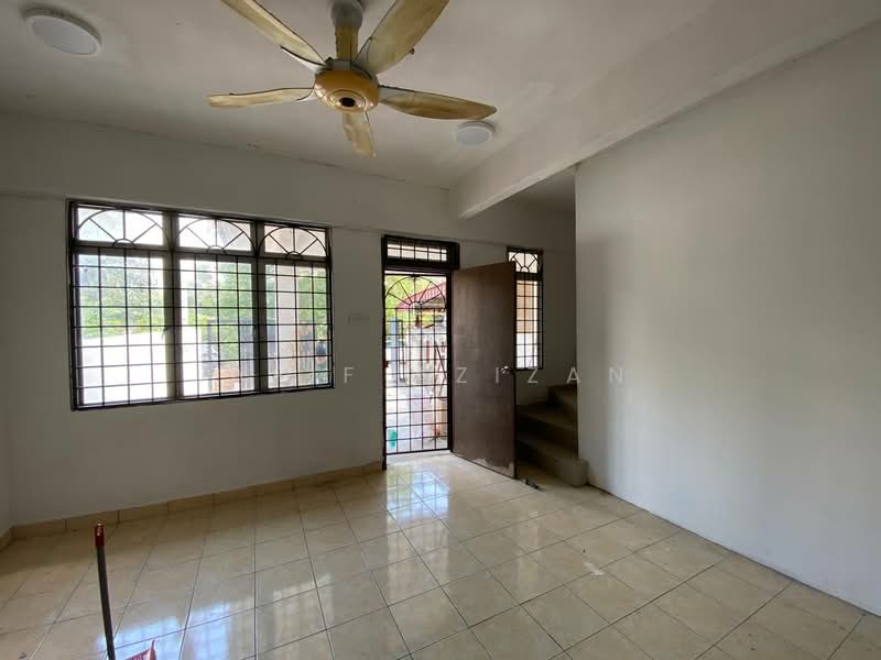 Rumah Teres 2 Tingkat untuk Dijual di Bandar Tasik Kesuma (Beranang) - Afif Azizan - PropertyGuru.com.my