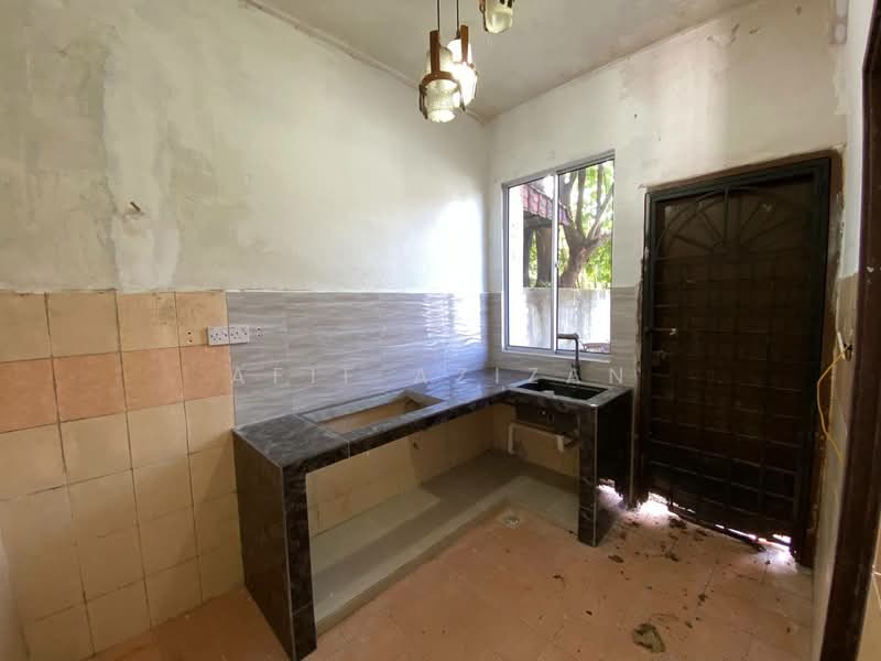 Rumah Teres 2 Tingkat untuk Dijual di Bandar Tasik Kesuma (Beranang) - Afif Azizan - PropertyGuru.com.my