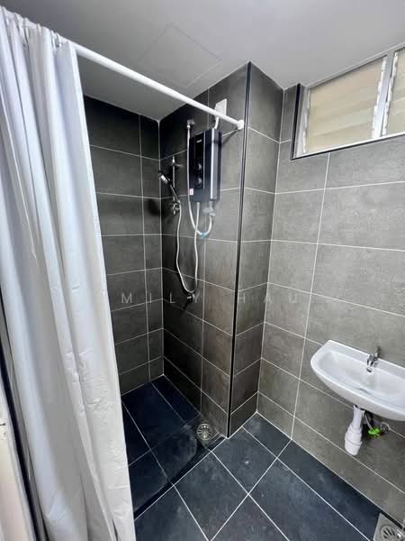 Service Residence for Rent at Midas @ Seri Alam - Emily Hau - Bathroom - PropertyGuru.com.my