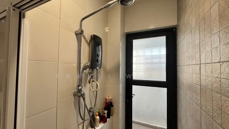 Rumah Teres 2 Tingkat untuk Dijual di Taman Puchong Prima (Puchong) - Travis Wong - Bathroom - PropertyGuru.com.my