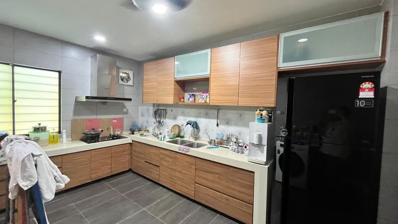 Rumah Teres 2 Tingkat untuk Dijual di Taman Puchong Prima (Puchong) - Travis Wong - Kitchen - PropertyGuru.com.my