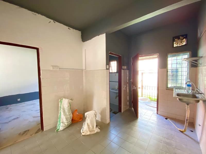 Rumah Teres 2 Tingkat untuk Dijual di Bandar Rinching (Semenyih) - Afif Azizan - PropertyGuru.com.my