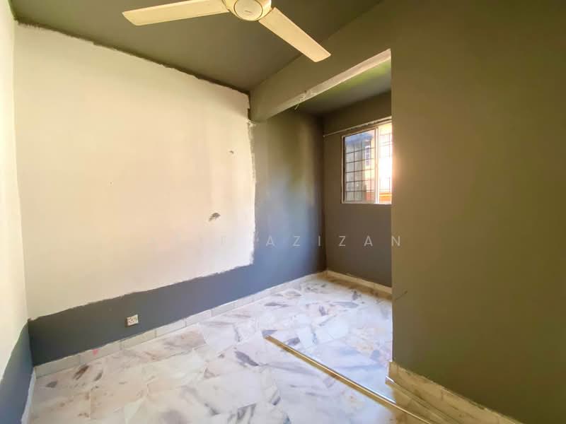 Rumah Teres 2 Tingkat untuk Dijual di Bandar Rinching (Semenyih) - Afif Azizan - PropertyGuru.com.my