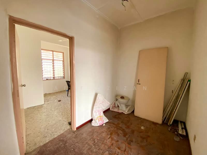 Rumah Teres 2 Tingkat untuk Dijual di Bandar Rinching (Semenyih) - Afif Azizan - PropertyGuru.com.my