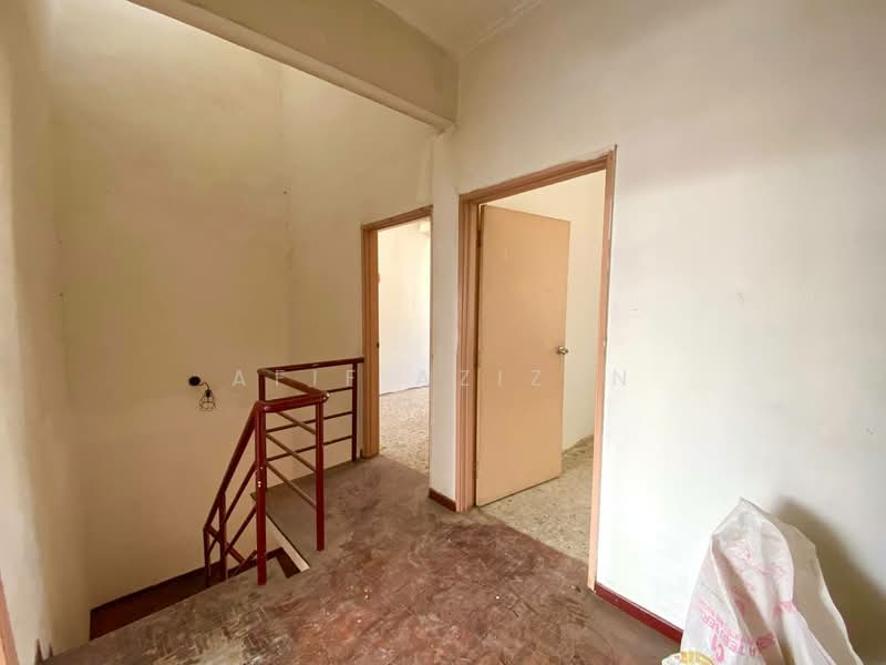 Rumah Teres 2 Tingkat untuk Dijual di Bandar Rinching (Semenyih) - Afif Azizan - PropertyGuru.com.my