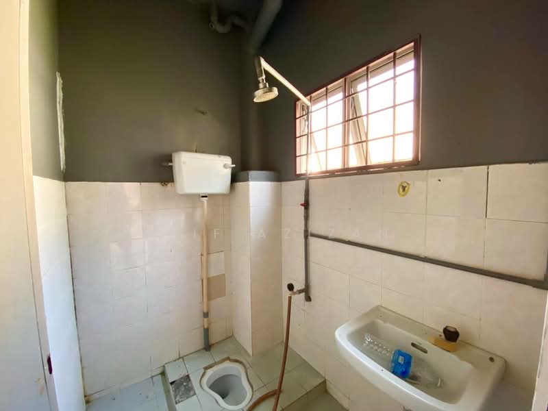 Rumah Teres 2 Tingkat untuk Dijual di Bandar Rinching (Semenyih) - Afif Azizan - PropertyGuru.com.my