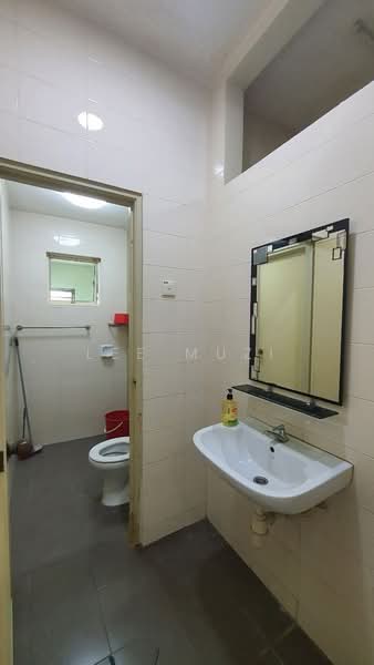 Cluster House for Sale in Taman Pengkalan Tiara (Ipoh) - Lee Muzi - Bathroom - PropertyGuru.com.my