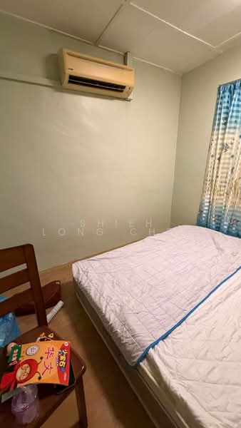 2-storey Terraced House for Sale in Taman Skudai Baru (Skudai) - Shieh Long Chen - Bedroom - PropertyGuru.com.my