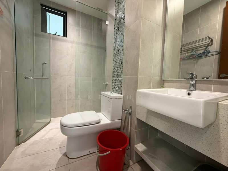Condominium for Rent at Queens Residences Q2 @ Queens Waterfront - Jake Khoo - Bathroom - PropertyGuru.com.my