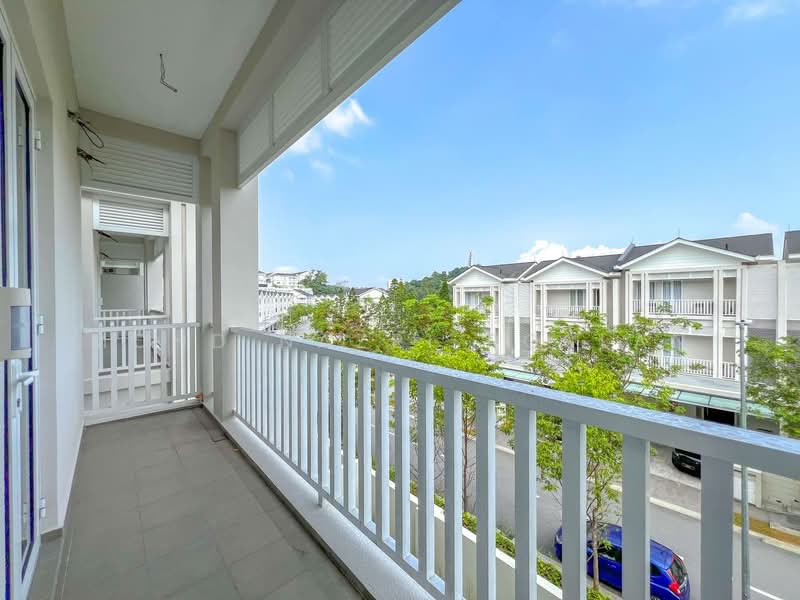 3-storey Terraced House for Sale in Mont Kiara (Kuala Lumpur) - Mohd Nazri Roslan - Balcony - PropertyGuru.com.my