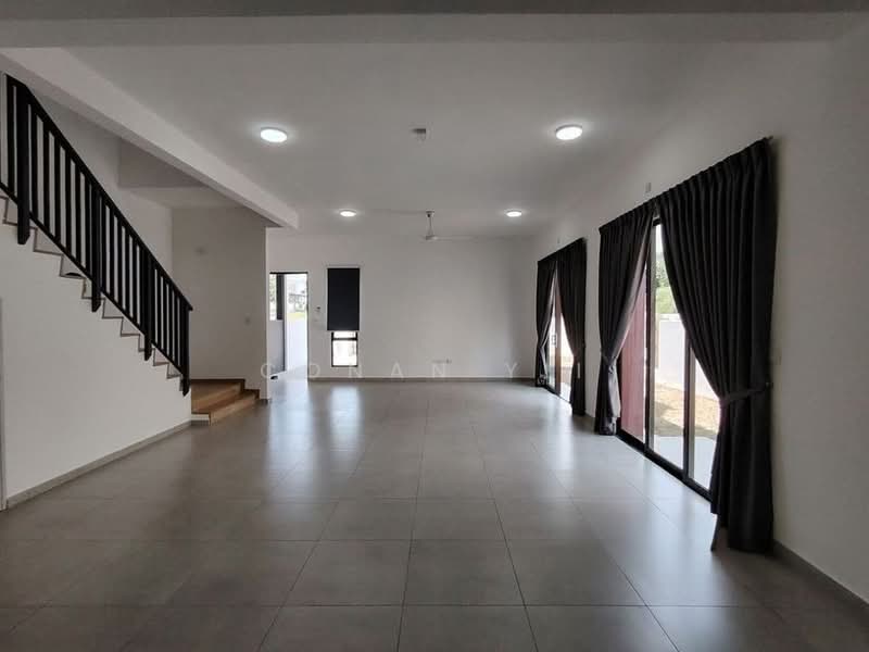 Semi-Detached House for Rent in Hulu Langat (Selangor) - Conan Yii - Living Room - PropertyGuru.com.my