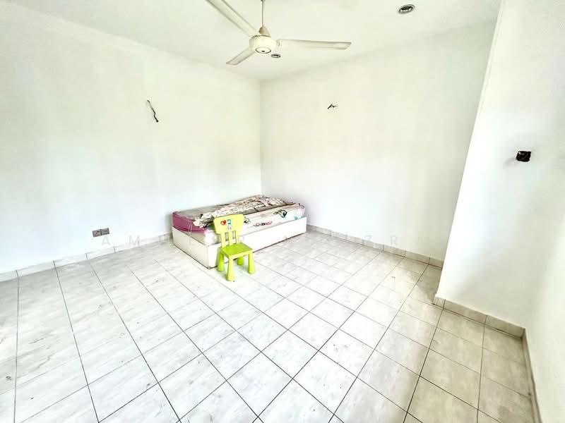 Semi-Detached House for Sale in Seksyen 7 (Shah Alam) - Ammeer Nadzrai - Bedroom - PropertyGuru.com.my