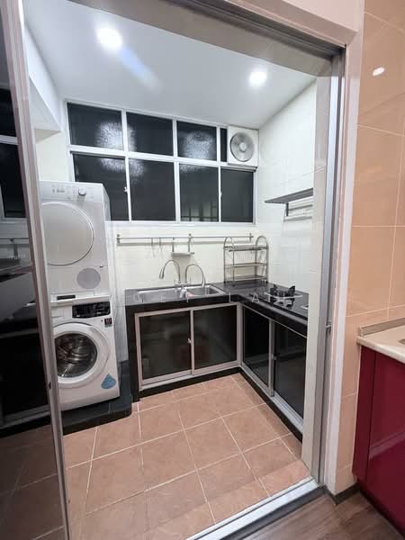 Service Residence for Sale at OUG Parklane - Boey Lau - Kitchen - PropertyGuru.com.my
