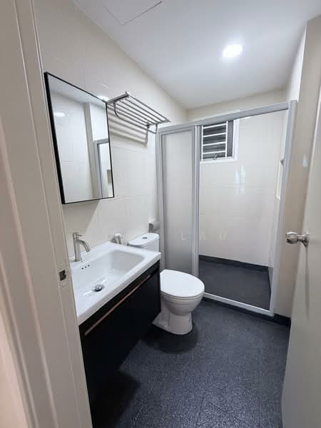 Service Residence for Sale at OUG Parklane - Boey Lau - Bathroom - PropertyGuru.com.my