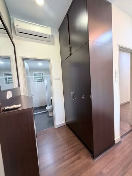 Service Residence for Sale at OUG Parklane - Boey Lau - Bathroom - PropertyGuru.com.my