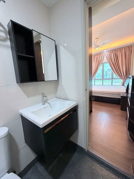 Service Residence for Sale at OUG Parklane - Boey Lau - Bathroom - PropertyGuru.com.my