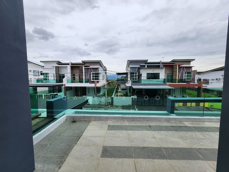 Semi-Detached House for Sale in Bandar Lahat Mines (Lahat) - Qazin Khoo - Exterior - PropertyGuru.com.my