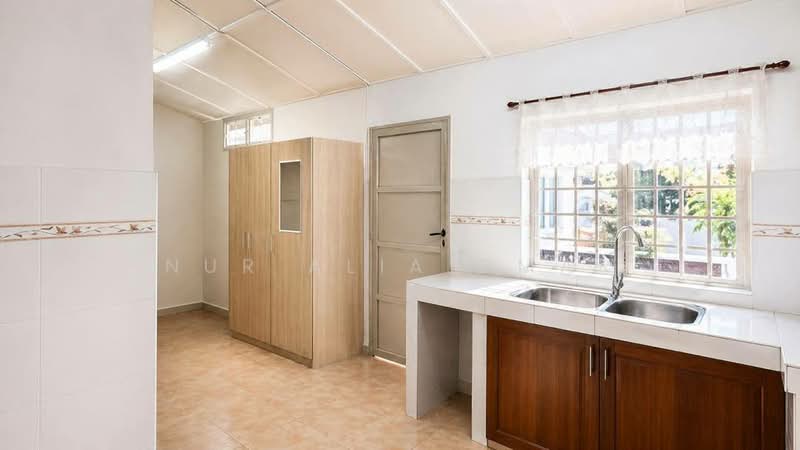 1-storey Terraced House for Sale in KL City Centre (Kuala Lumpur) - Nur Alia Omar - Kitchen - PropertyGuru.com.my