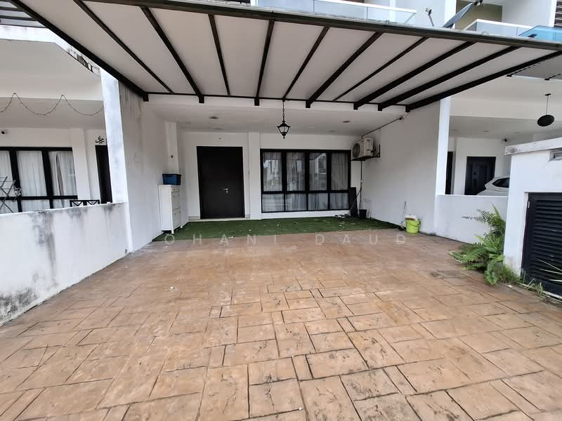 Rumah Teres 3 Tingkat untuk Dijual di Taman Anggun 3 (Rawang) - Rohani Daud - Exterior - PropertyGuru.com.my