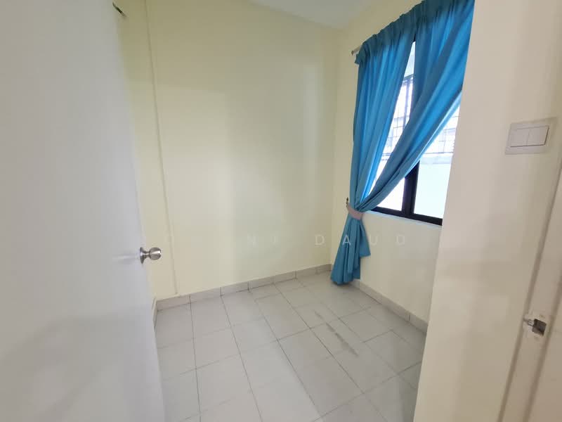 Rumah Teres 3 Tingkat untuk Dijual di Taman Anggun 3 (Rawang) - Rohani Daud - Interior - PropertyGuru.com.my