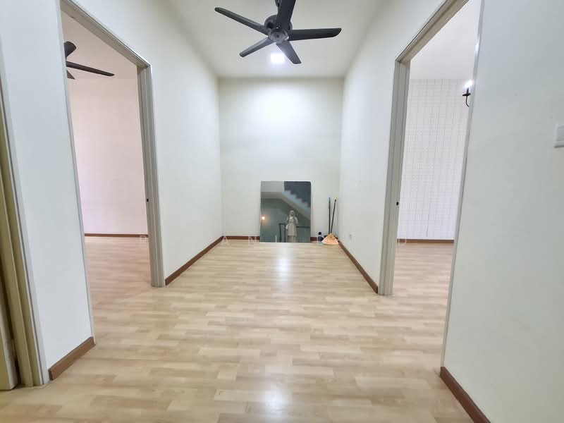 Rumah Teres 3 Tingkat untuk Dijual di Taman Anggun 3 (Rawang) - Rohani Daud - Interior - PropertyGuru.com.my