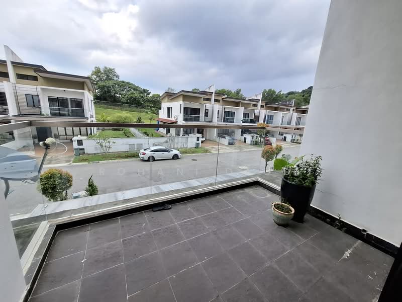 Rumah Teres 3 Tingkat untuk Dijual di Taman Anggun 3 (Rawang) - Rohani Daud - Exterior - PropertyGuru.com.my